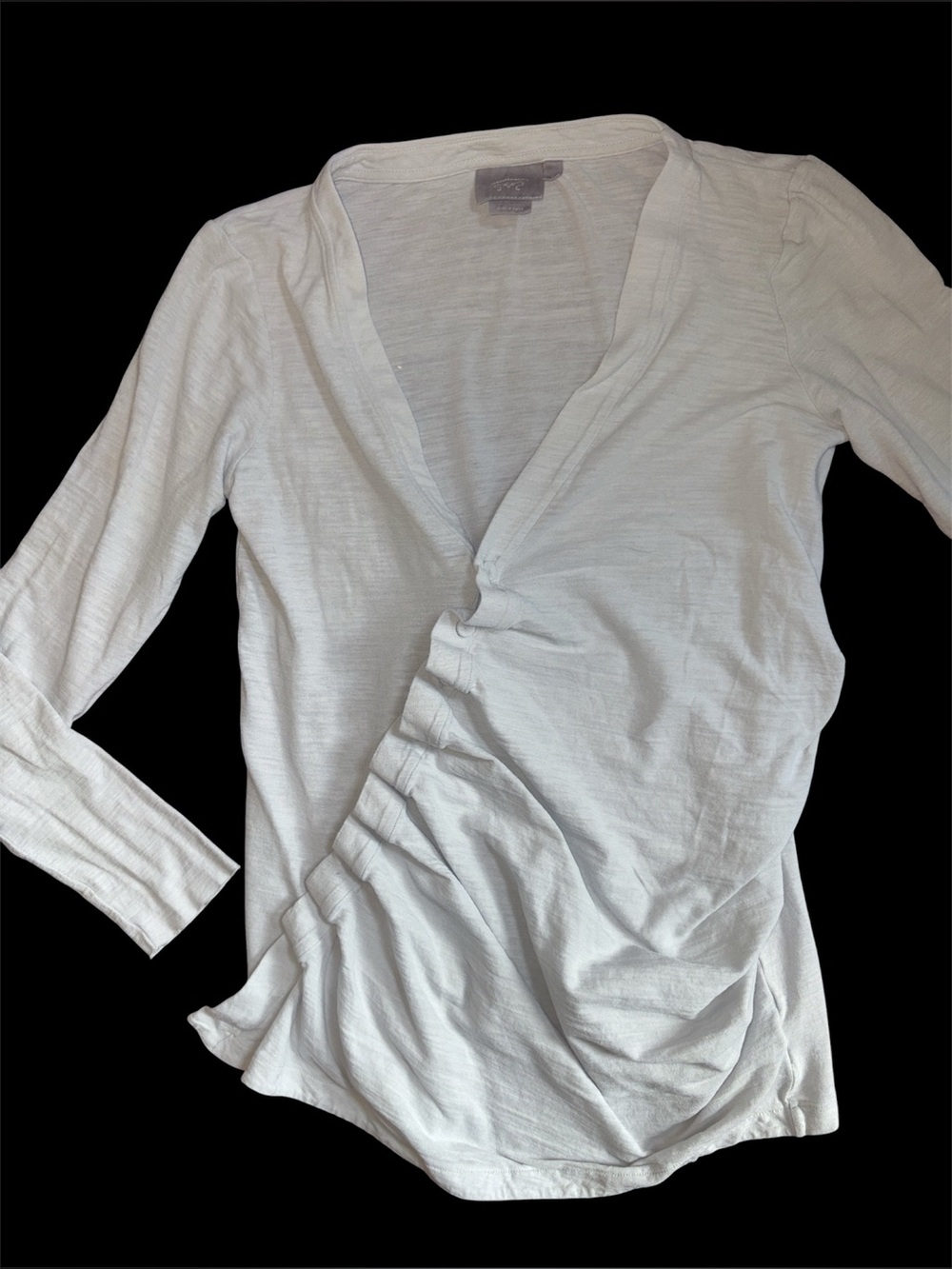 Vanessa Virginia Lightweight White Ruched V-Neck Women’s Top medium